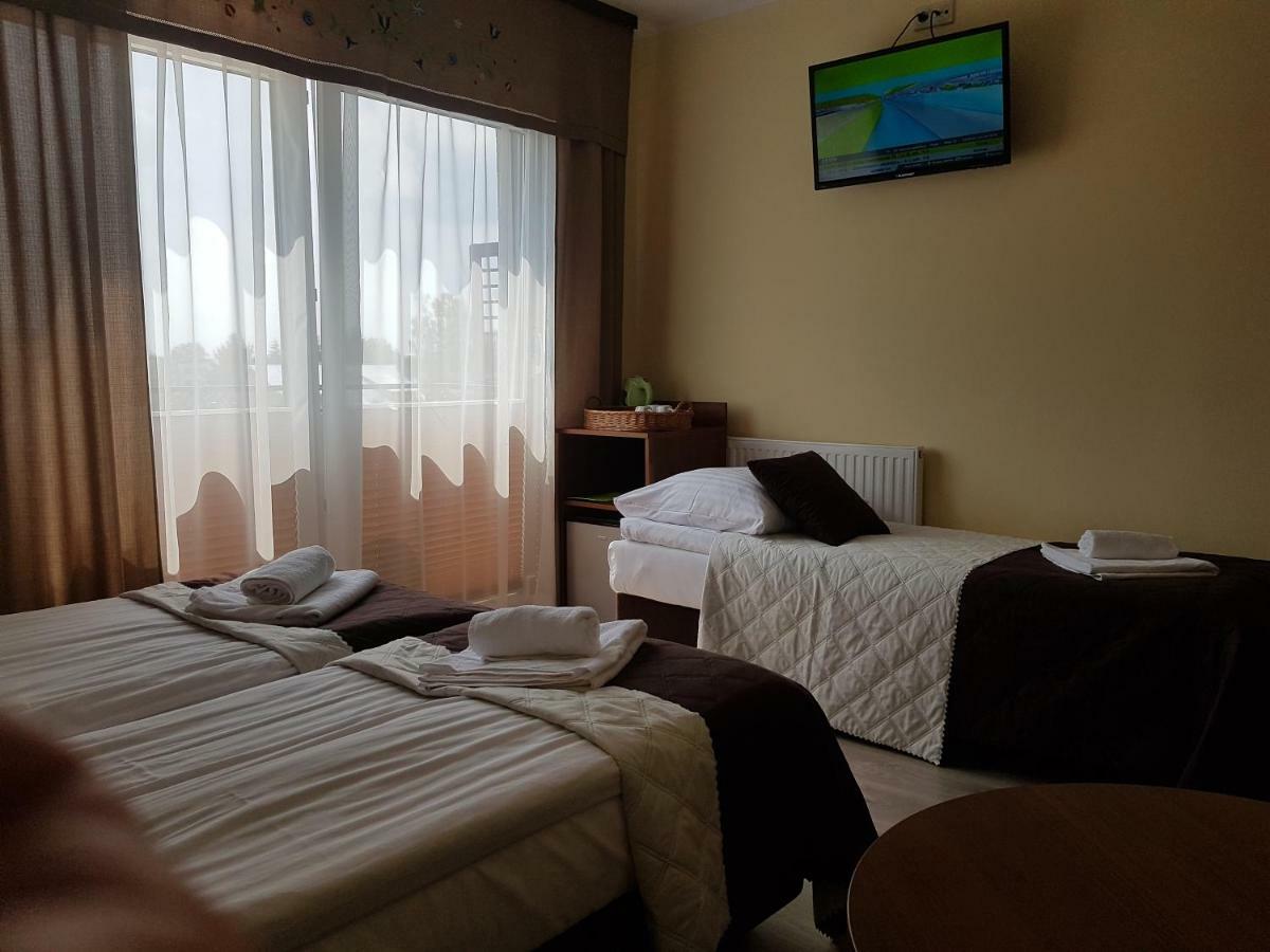 Dom Jastrzebia Z Basenem I Jacuzzi Daire Jastrzębia Góra Dış mekan fotoğraf
