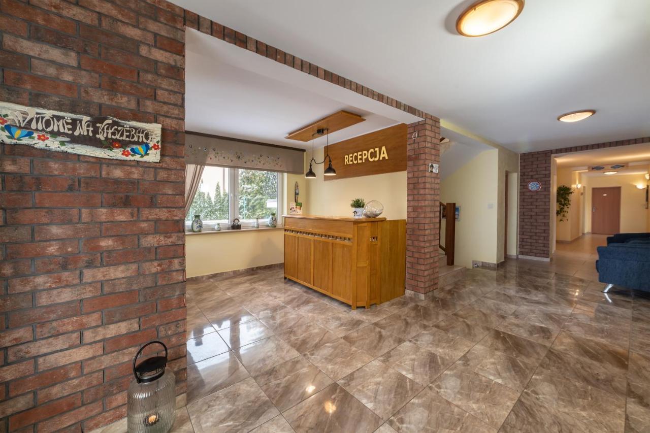 Dom Jastrzebia Z Basenem I Jacuzzi Daire Jastrzębia Góra Dış mekan fotoğraf